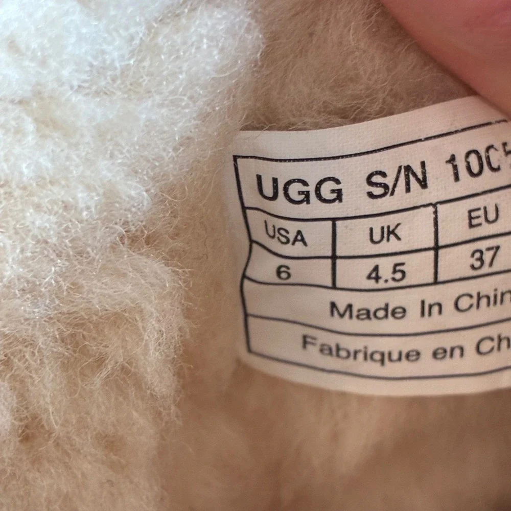 Y2K UGG Boots Juliette Floral Embroidered Chestnut Suede Winter Lined Size US 6